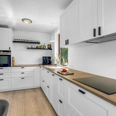 Amazing In Hyllinge With 2 Bedrooms And Wifi * Kirke-Hyllinge