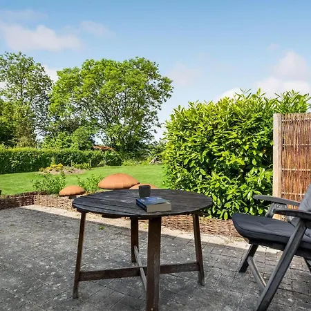 Amazing In Hyllinge With 2 Bedrooms And Wifi Holiday home