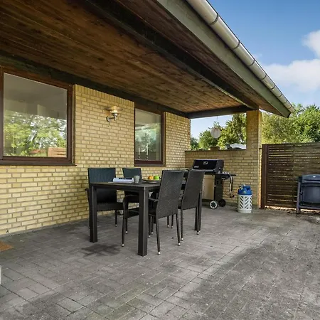 Amazing In Hyllinge With 2 Bedrooms And Wifi *
